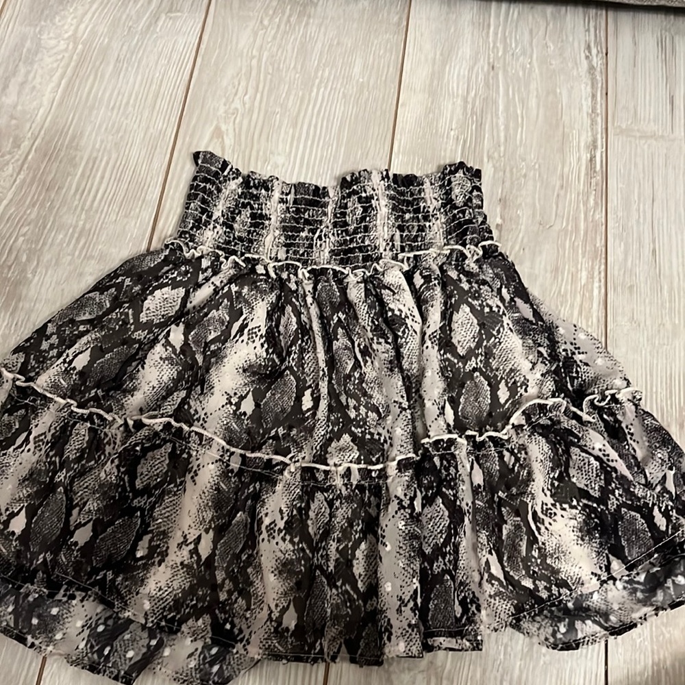 ALTARD STATE SNAKE SKIN SKIRT// SMALL